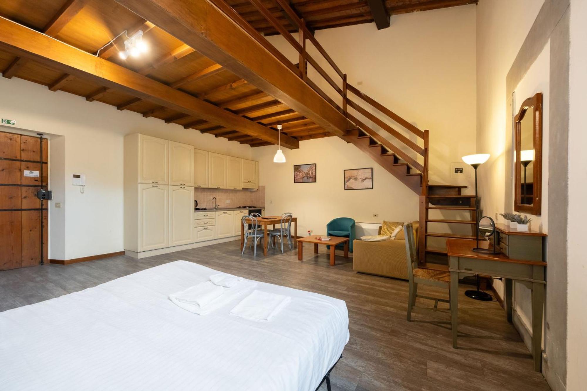 Apartments Close To Duomo Florenz Zimmer foto
